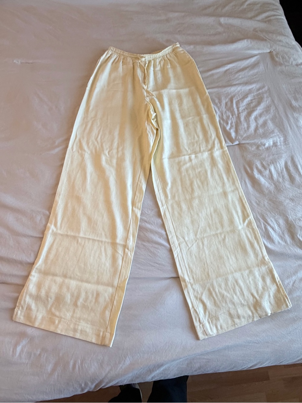 Womens Wide-Leg Drawstring Pants - Pale Yellow